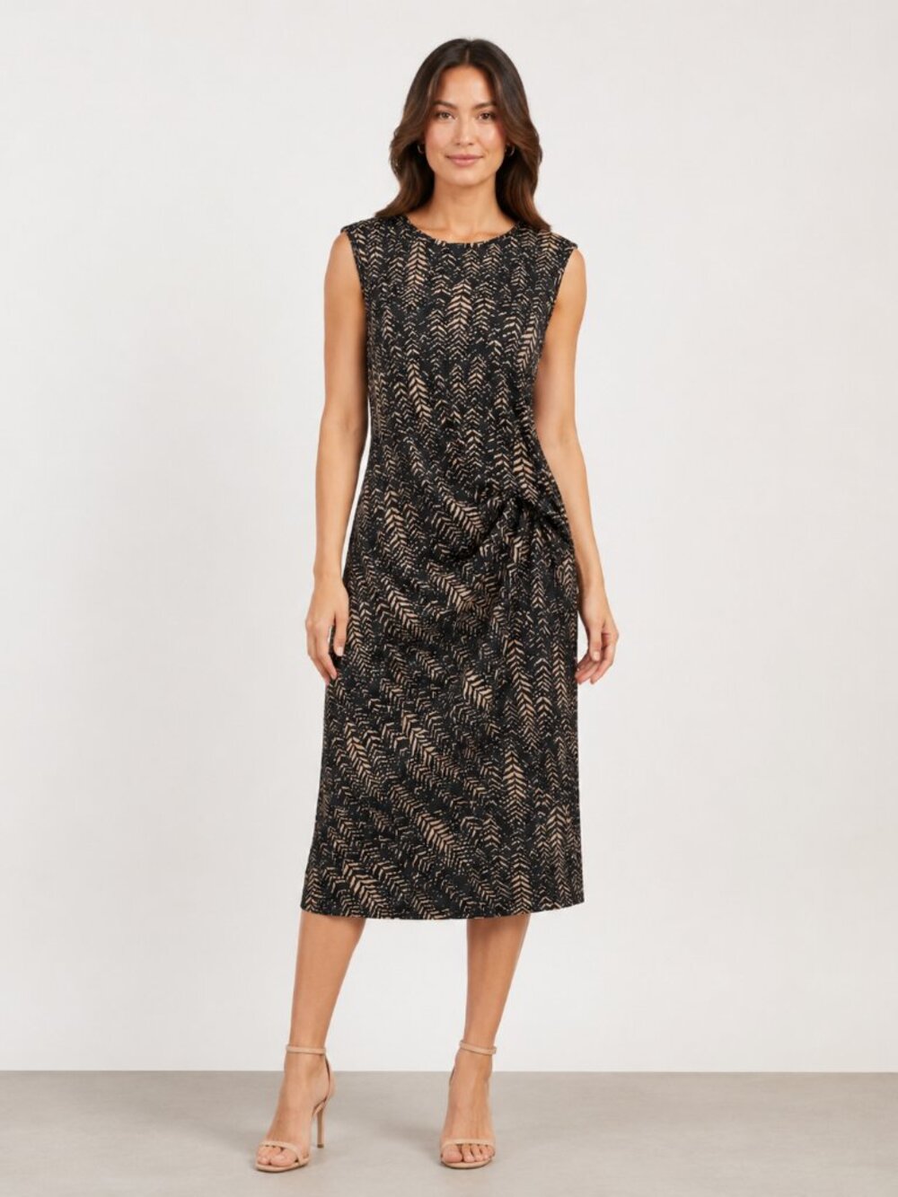 NWT Lori M Sleeveless Black and Beige Draped Midi Dress. Size: XL